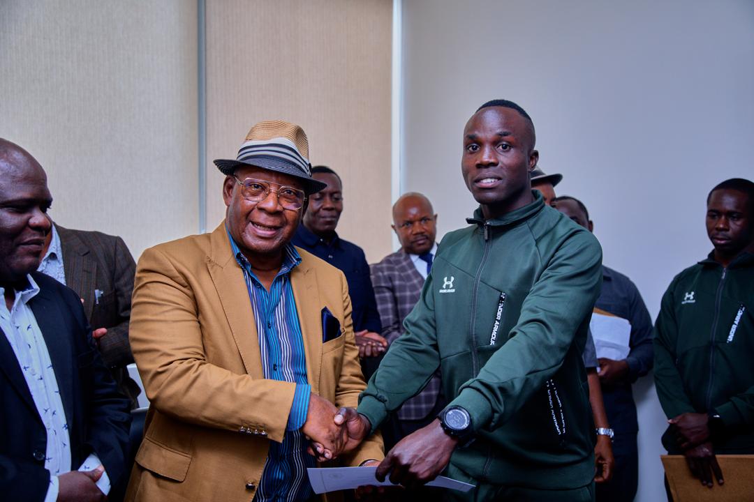 SEMFUKO AWATUNUKU VYETI VYA PONGEZI WANAMICHEZO WA TAWA